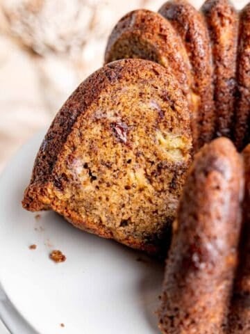 cropped-chocolate-chip-banana-bundt-cake-14.jpg