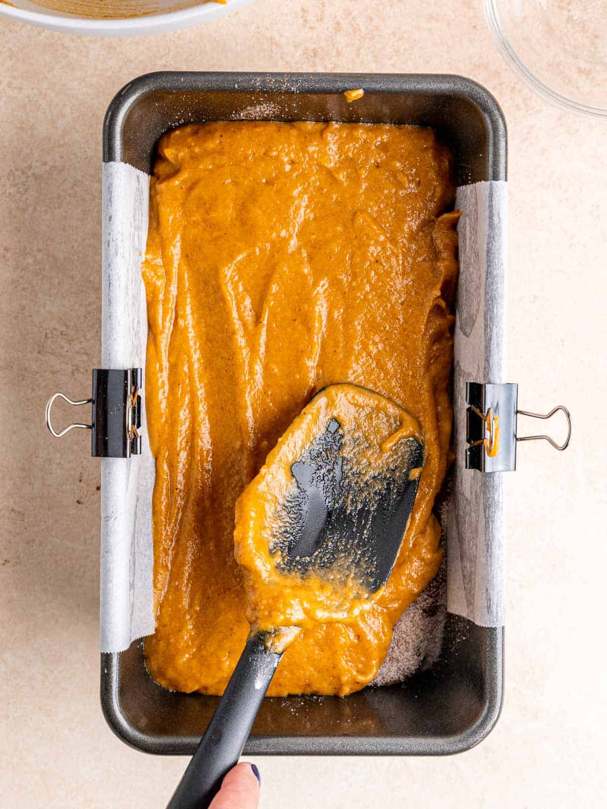 Pinched Rim Loaf Pan in Pumpkin Pattern