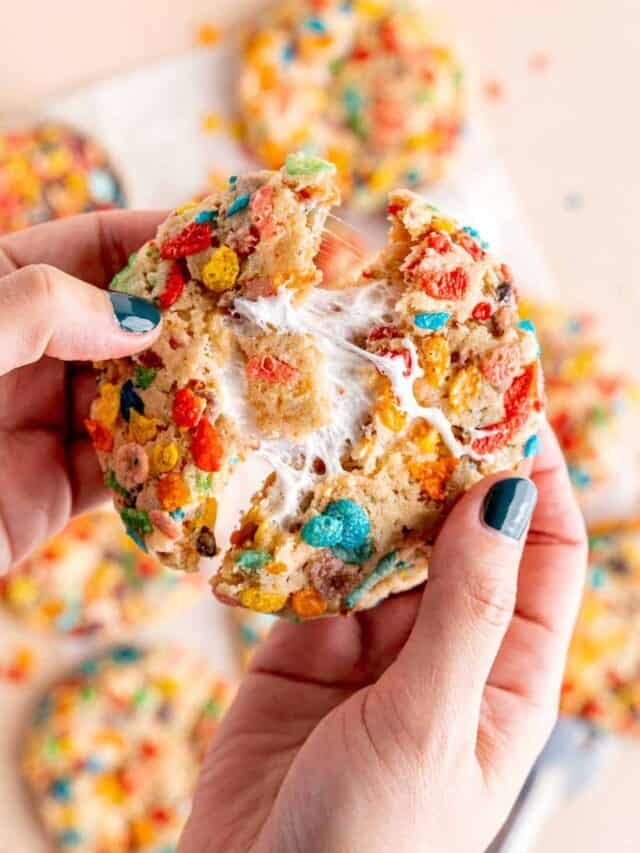 Marshmallow Stuffed Fruity Pebble Cookies