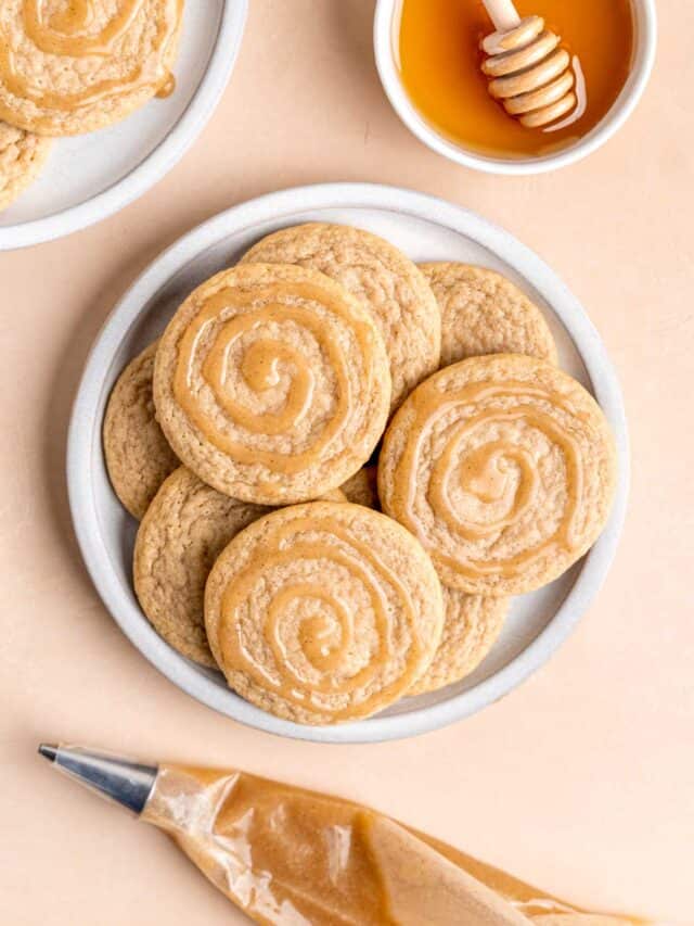 Easy Glazed Honey Bun Cookies Broken Oven Baking