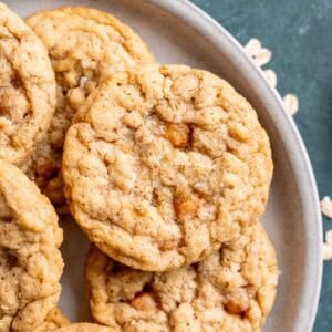 A plate of salted caramel oatmeal cookies.