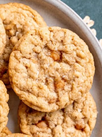 A plate of salted caramel oatmeal cookies.